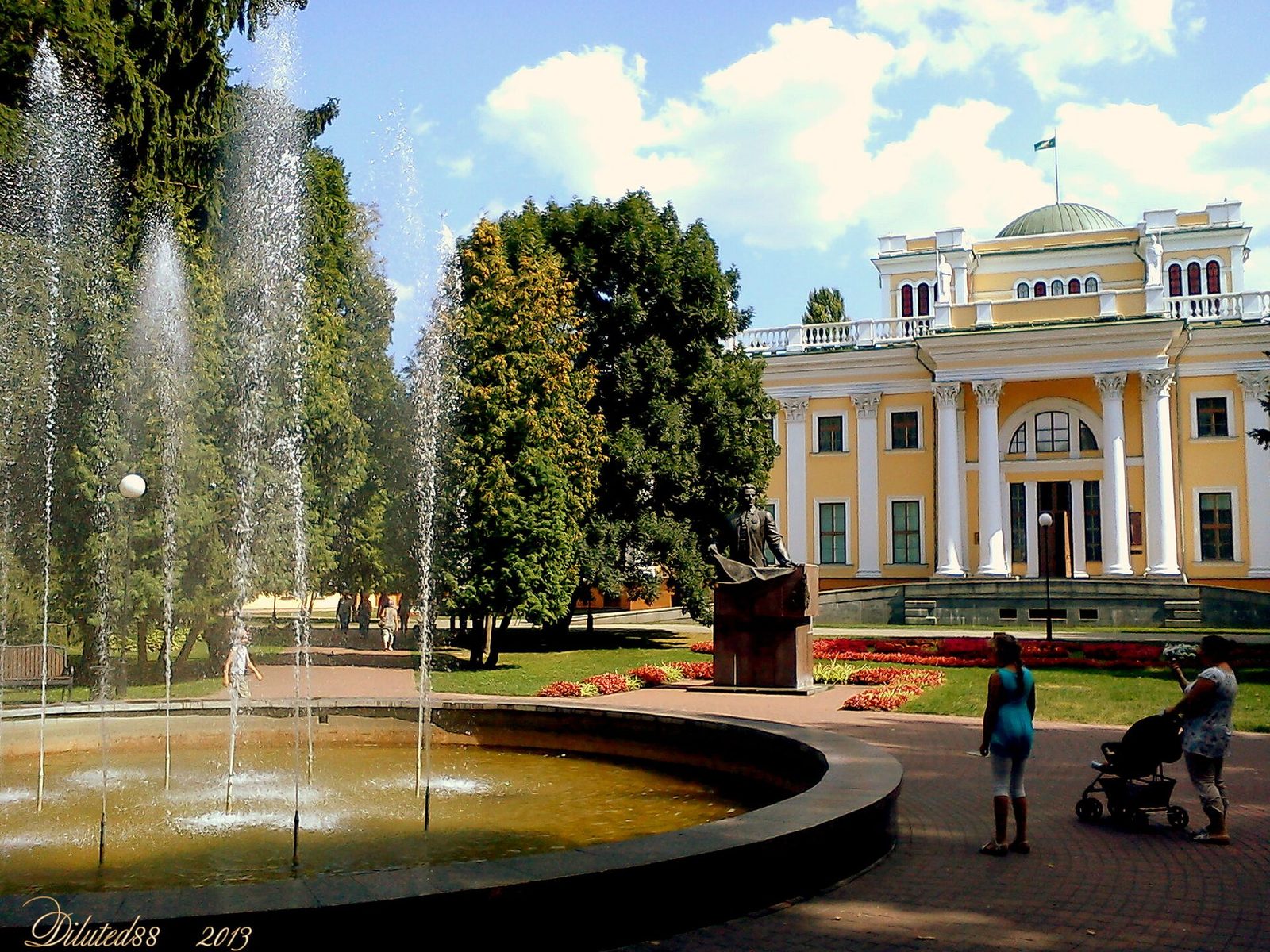 Дворцово-парковый ансамбль Гомеля